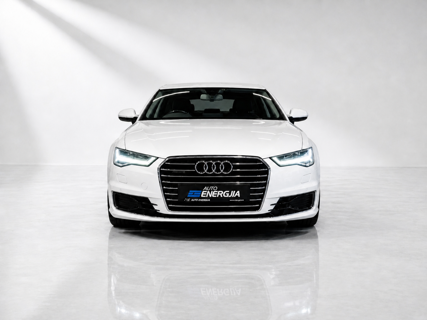 Audi A6 White Nr. ser 3474