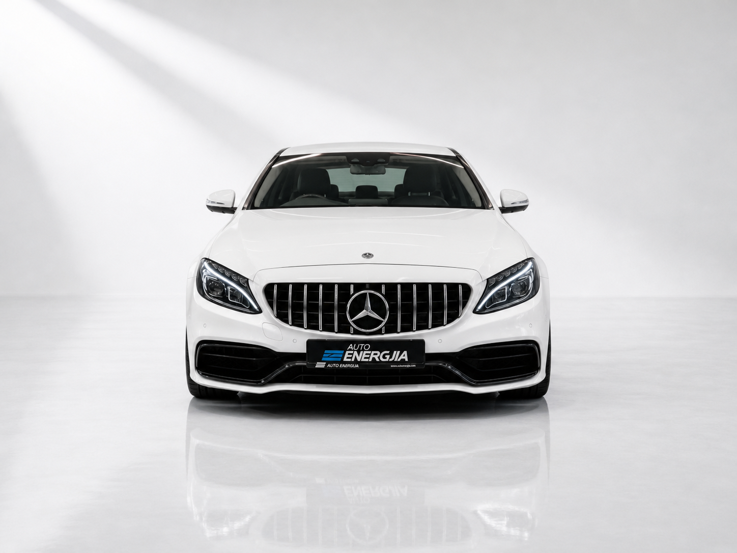 Mercedes-Benz C200 d - Grey